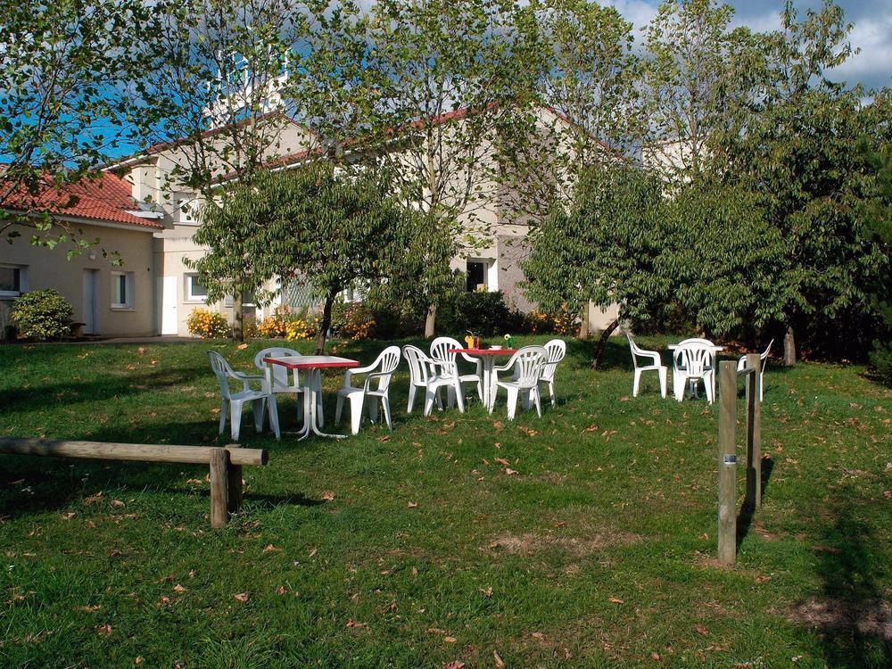 Hotel Logis Le Moulin Des Gardelles Riom