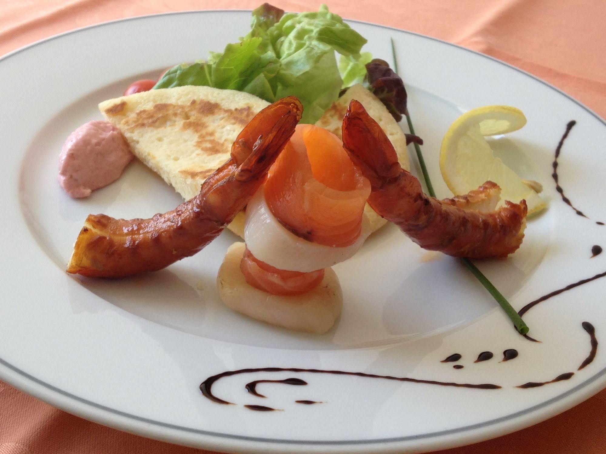 Hotel Logis Le Moulin Des Gardelles Riom