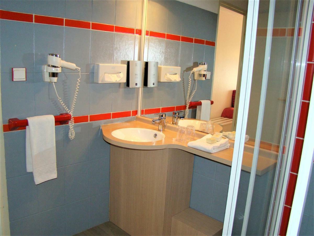 Hotel Logis Le Moulin Des Gardelles Riom